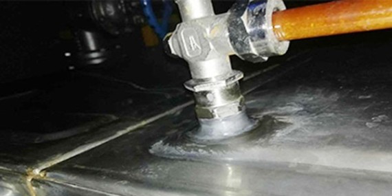 钢质修补剂解决不锈钢水箱漏水问题